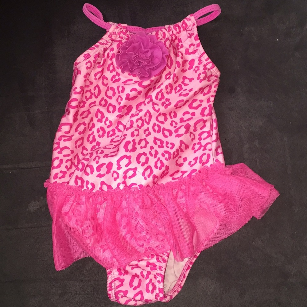 Adorable 2t pink leopard print swim suit